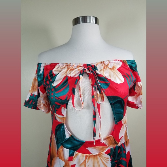 Red Off the Shoulder Maxi Dress Size XL - Picture 3 of 6